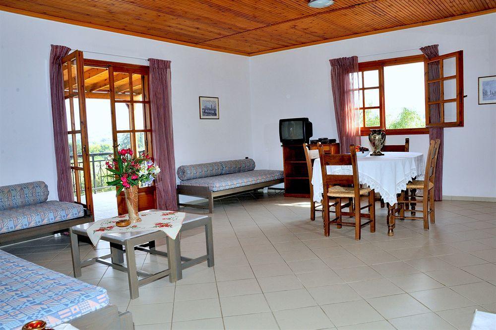 Lefkothea Villas With Large Pool, Bbq & Playground Αδελιανός Κάμπος Εξωτερικό φωτογραφία